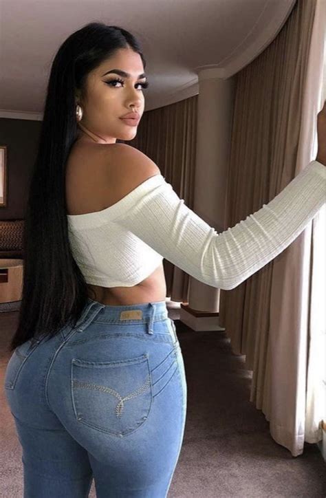 arch booty|Latina arch pictures